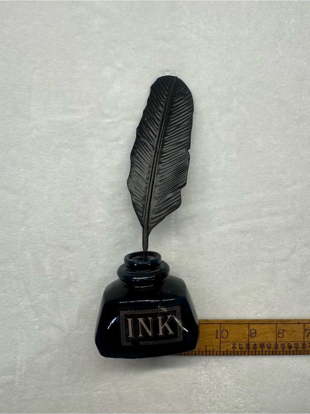 Black Ink Bottle & Metal Feather Quill Desk Decor Gothic Writing Display - Picture 2 of 6